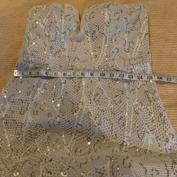 Bailey Blue Strapless Cream Gold Sequin Mermaid Maxi Dress. XL. Wedding. Prom. - Picture 3 of 12